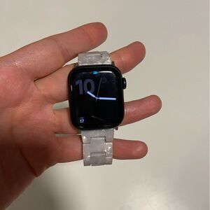 Apple watch series 7